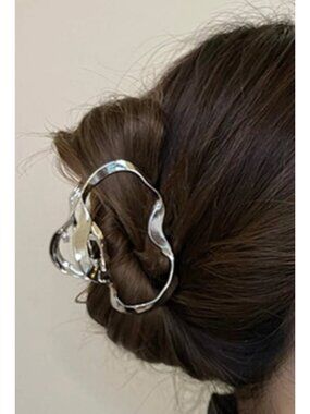 2 Pc Geometric Wavey Silver Claw Clip Sleek Statement Hair Accessory Women Girls
